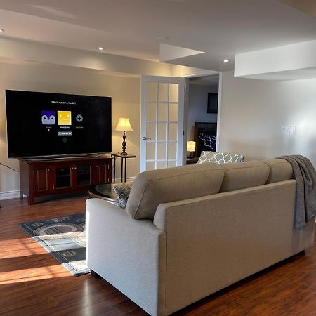 Cozy Lovely Ravine Facing Suite. Mississauga Exteriör bild